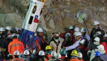 Tribunal chileno ordena indemnizar a mineros tras accidente de 2010. Telesur TV